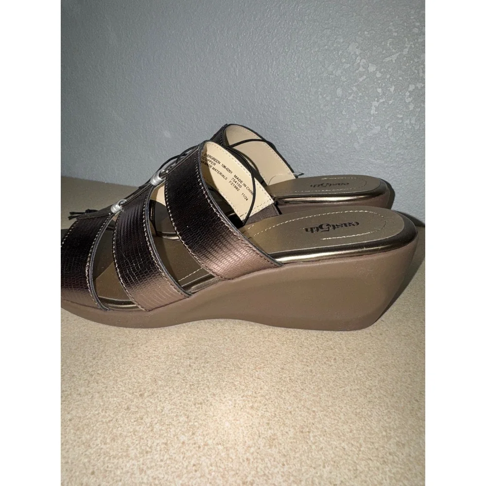 East 5th Evergreen Metallic Wedge Sandals Bronze Slides Womens 9.5‎ M NEW
